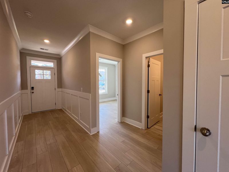 Spacious, unfurnished interior of a new home in Beach Forest, Sumter (Image 8).