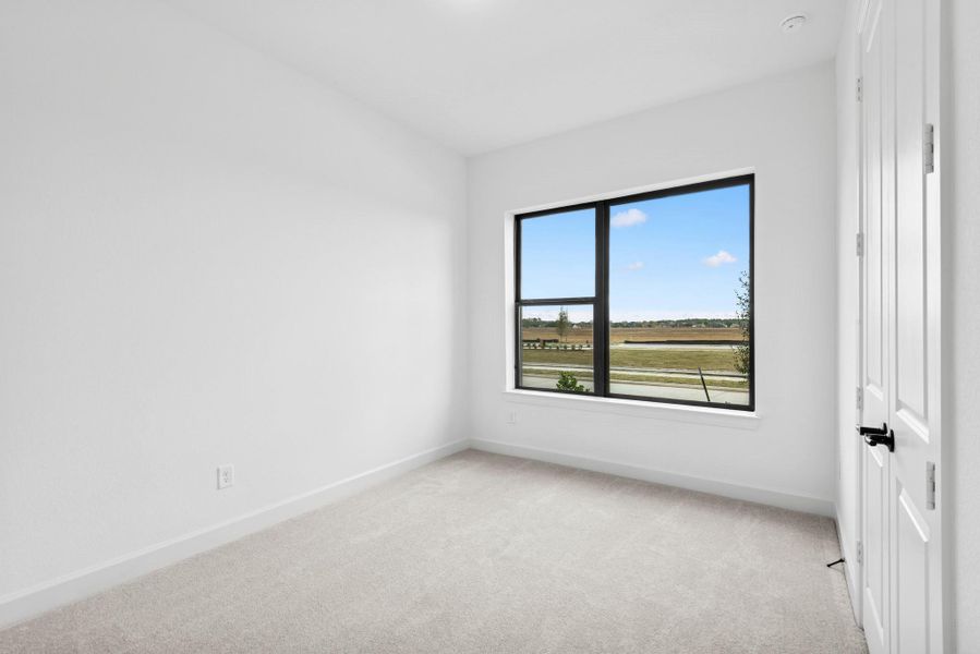 Spacious, unfurnished interior of a new home in Riceland - Enclave Row Collection, Mont Belvieu (Image 21).