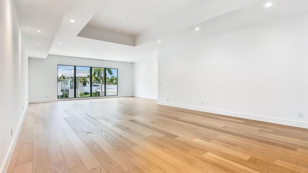 Club Room/Home Theater/Golf Simulator