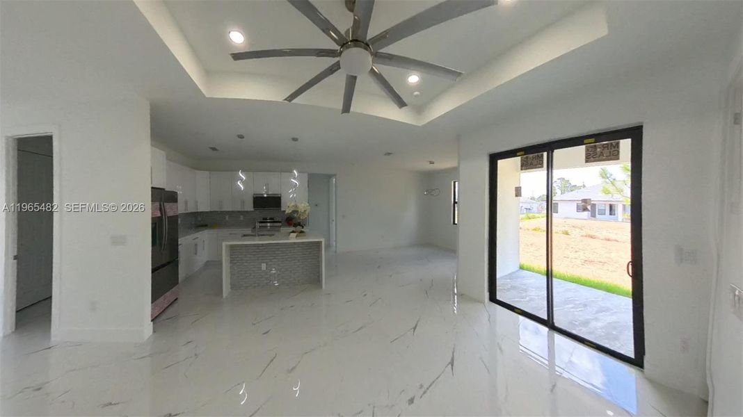 Spacious, unfurnished interior of a new home in , Lehigh Acres (Image 17).