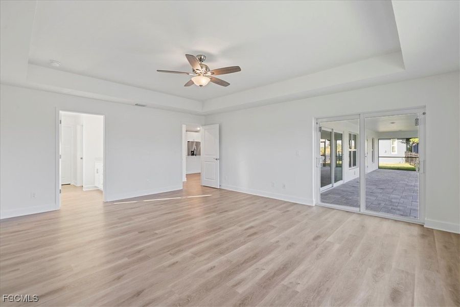 Spacious, unfurnished interior of a new home in Cape Coral, Cape Coral (Image 20).