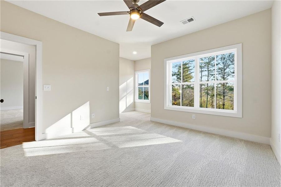 Spacious, unfurnished interior of a new home in , Marietta (Image 24).