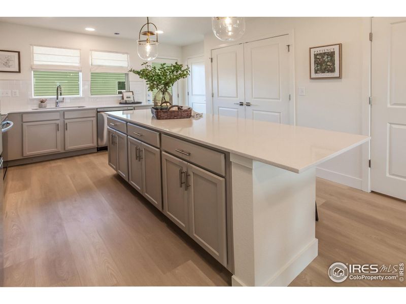 EXAMPLE PHOTO: KITCHEN ISLAND EXAMPLE PHOTO: KITCHEN ISLAND