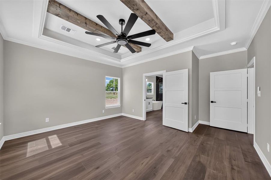 Spacious, unfurnished interior of a new home in , Arp (Image 24). Spacious, unfurnished interior of a new home in , Arp (Image 24).
