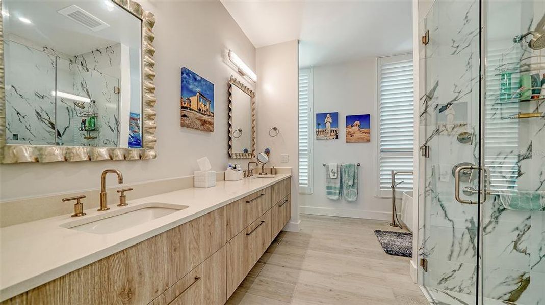 Furnished interior view inside a new home in , Sarasota (Image 32).