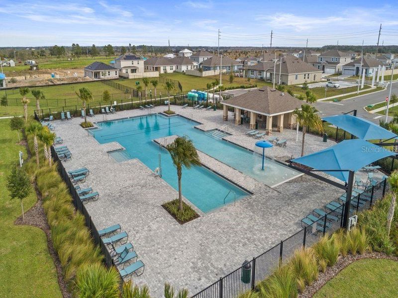 Community amenities in Eden Hills, Lake Alfred (Image 3).