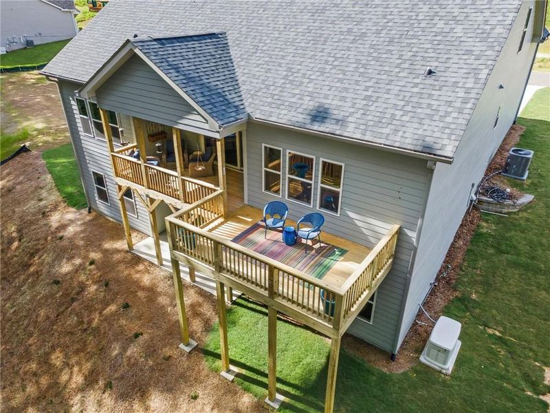 Exterior details and patio area of a home in , Waleska (Image 3).