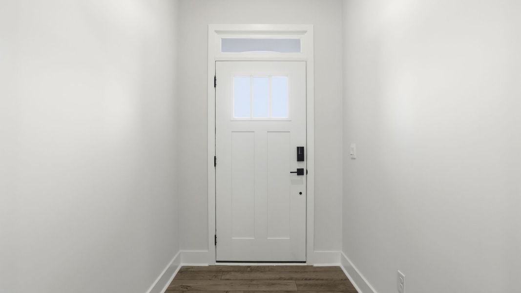 Spacious, unfurnished interior of a new home in Cottonwood Ridge, Piedmont (Image 11).