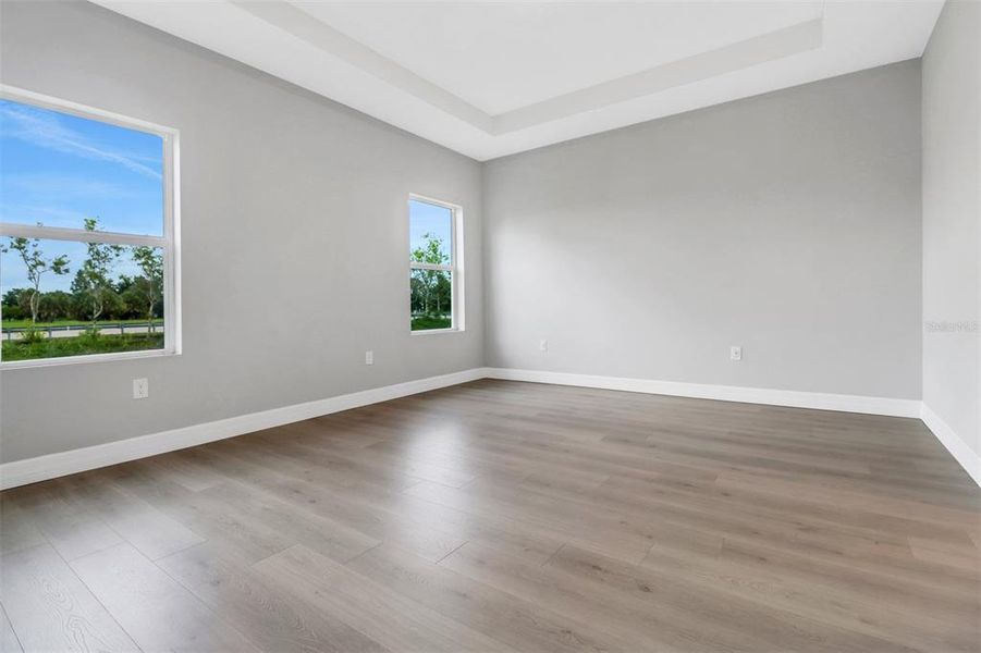 Spacious, unfurnished interior of a new home in , Port Charlotte (Image 12).
