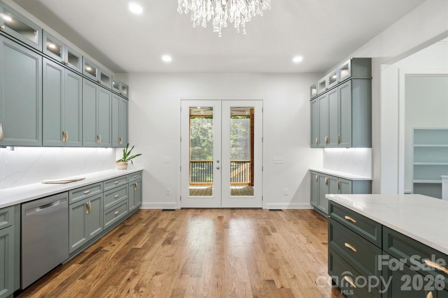 Furnished interior view inside a new home in , Monroe (Image 11).
