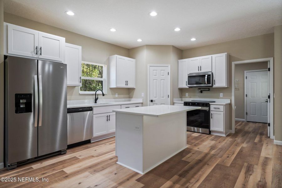 Furnished interior view inside a new home in , Keystone Heights (Image 10).