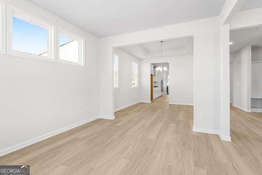Spacious, unfurnished interior of a new home in Wehunt Meadows, Hoschton (Image 23).