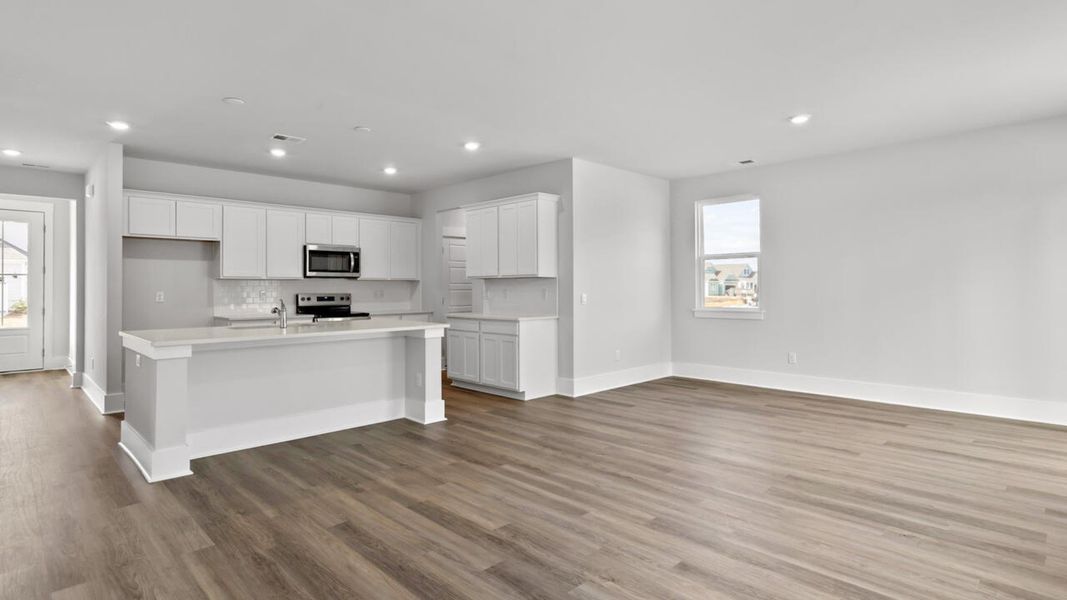 Image 36 of a home in Rolling Hills.