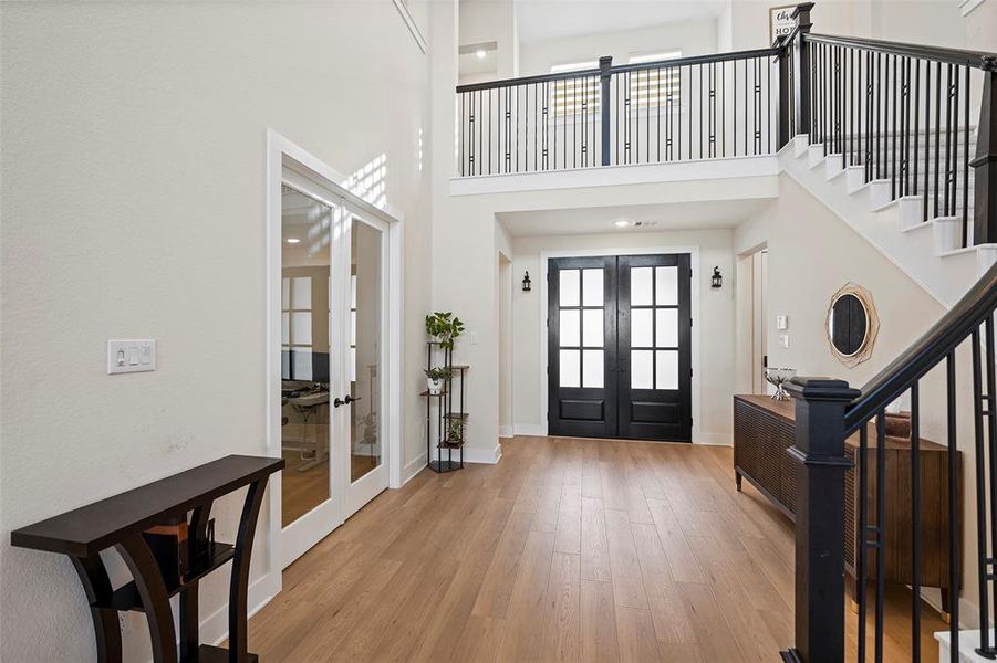 Looking back towards the front door, the entryway leads to a generous foyer.