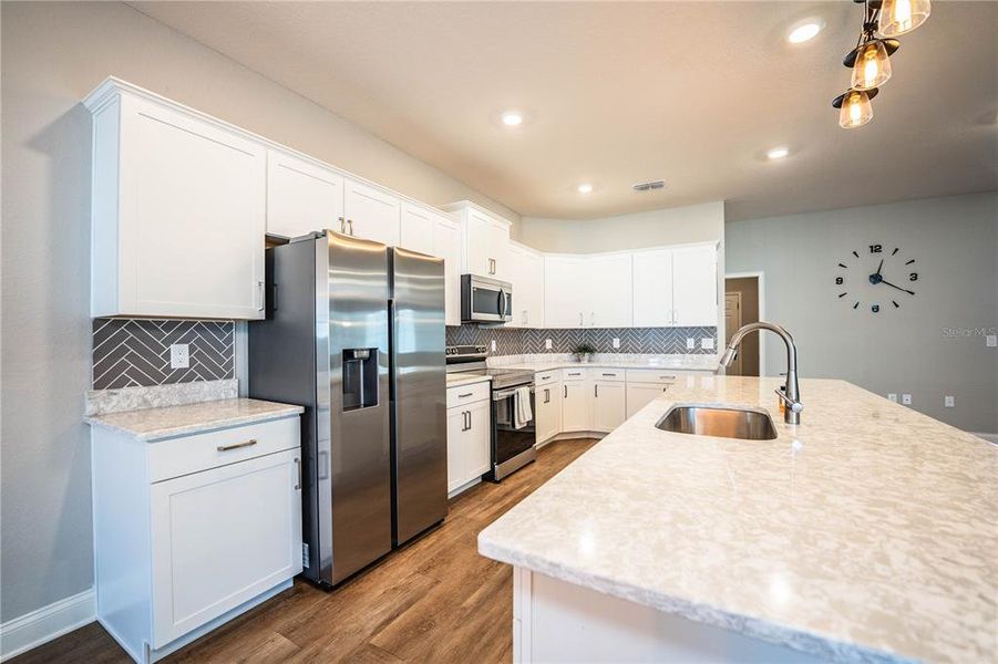 Furnished interior view inside a new home in , Lakeland (Image 12).