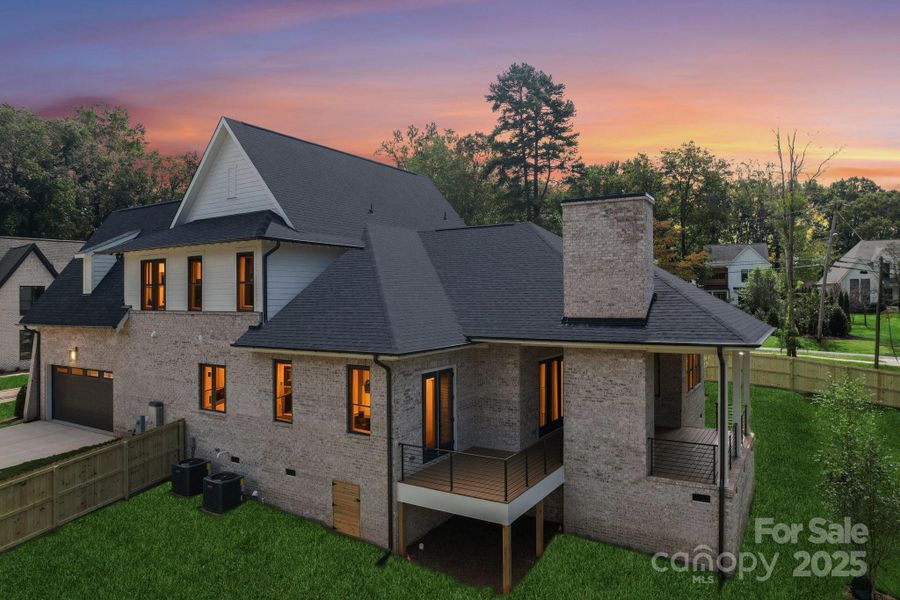 Image 41 of a home in .