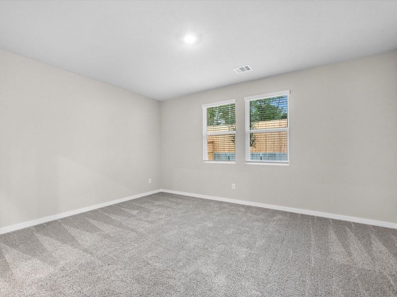 Spacious, unfurnished interior of a new home in Montgomery Oaks - Premier, Conroe (Image 14).