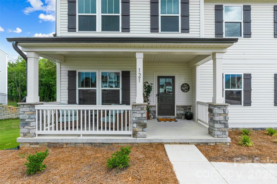 Exterior details and patio area of a home in , Statesville (Image 20).