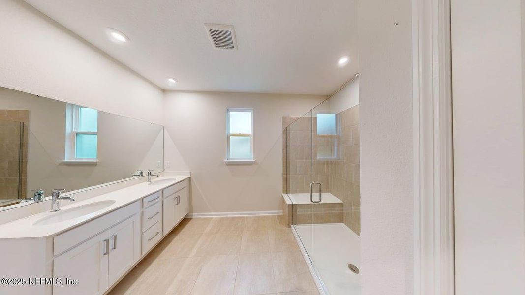 Furnished interior view inside a new home in Lakes at Bella Lago, Green Cove Springs (Image 5). Furnished interior view inside a new home in Lakes at Bella Lago, Green Cove Springs (Image 5).