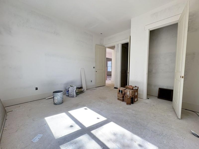 Image 42 of a home in Arden on Lanier. Image 42 of a home in Arden on Lanier.