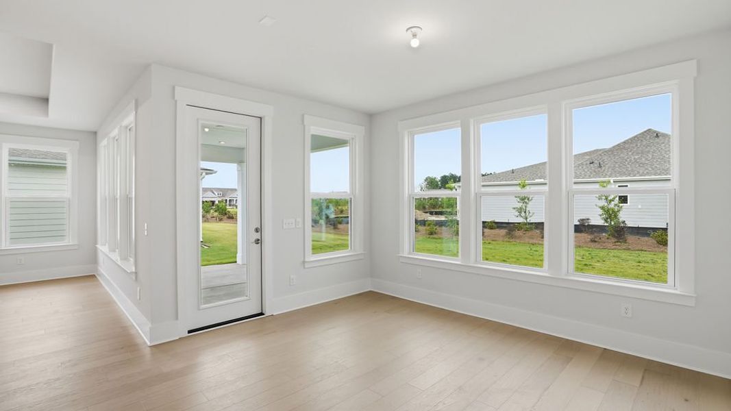 Spacious, unfurnished interior of a new home in Sun City Hilton Head, Bluffton (Image 13).