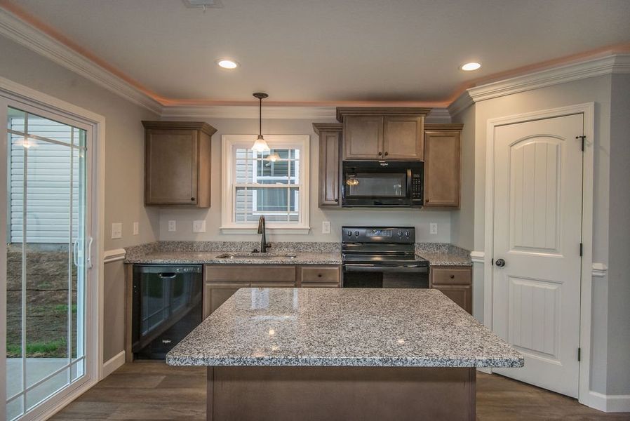 Representative furnished interior of a home built from the Heatherwood by Enchanted Homes in Ballentine Ridge, Lyman (Image 17).