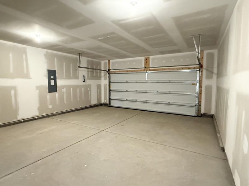 Image 38 of a home in .