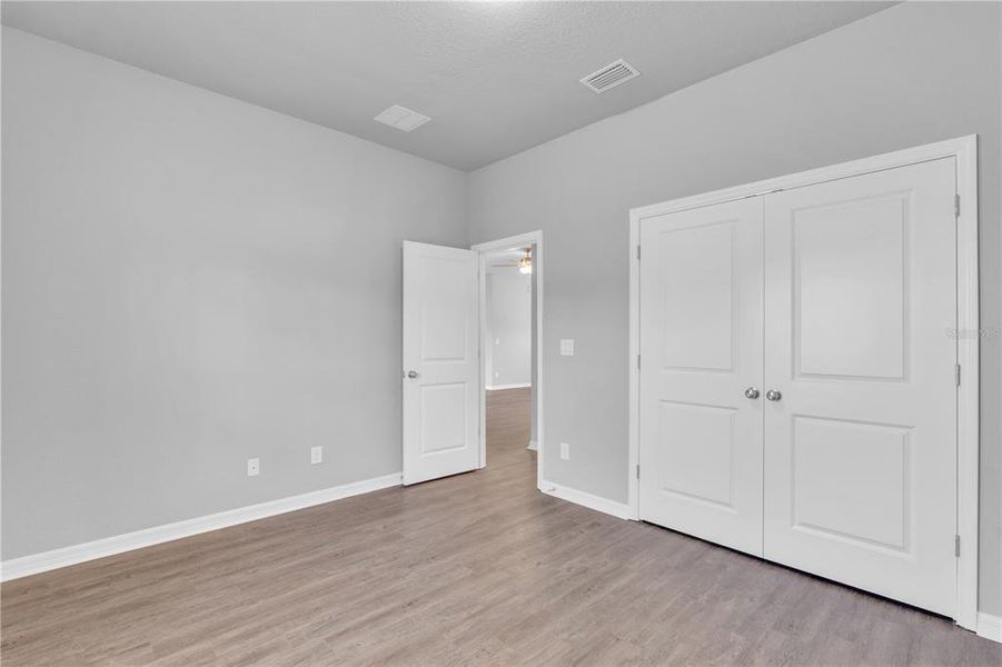 Spacious, unfurnished interior of a new home in , Port Charlotte (Image 19).