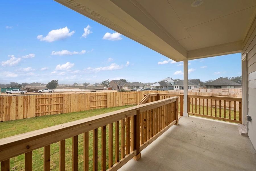Exterior details and patio area of a home in Berry Creek Highlands, Georgetown (Image 4).