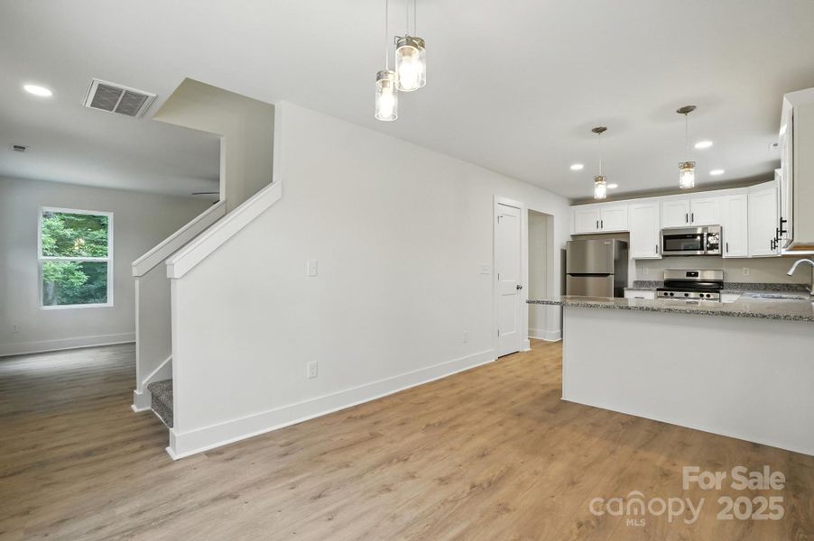 Dining Area Dining Area