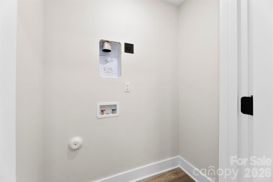 Spacious, unfurnished interior of a new home in , Shelby (Image 14).