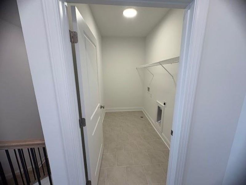 Image 37 of a home in Millcroft Townhomes.