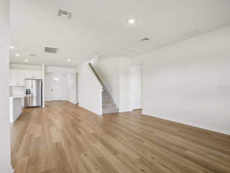 Spacious, unfurnished interior of a new home in Coasterra - Reserve Series, Palmetto (Image 20).