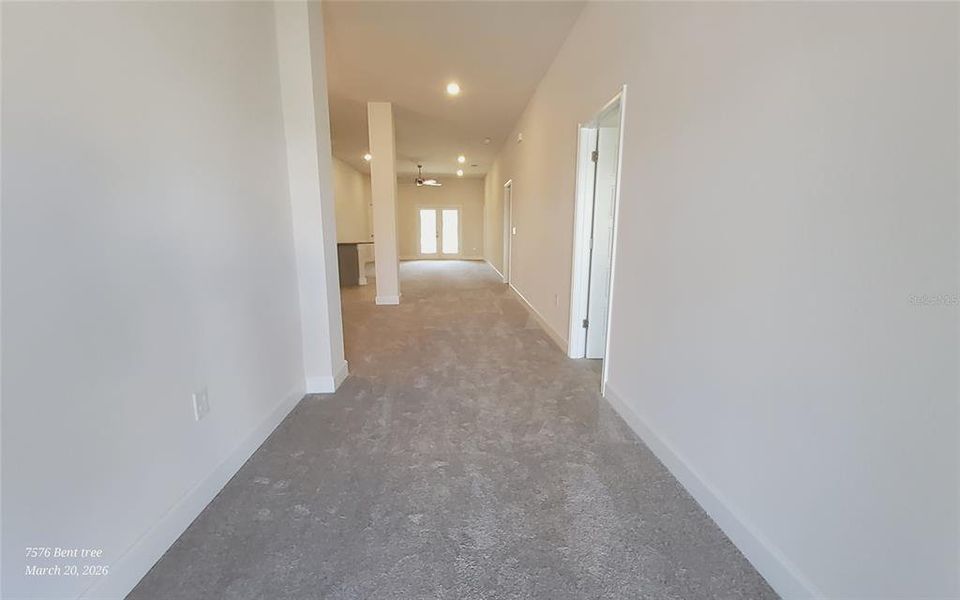 Spacious, unfurnished interior of a new home in Harmony Central, St. Cloud (Image 11).