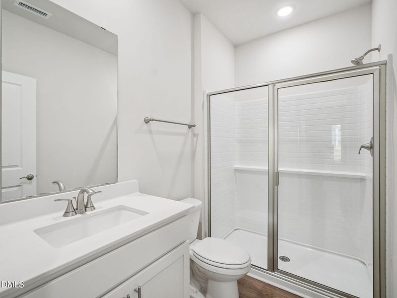 18-web-or-mls-Raleigh - River Glen - 644 18-web-or-mls-Raleigh - River Glen - 644