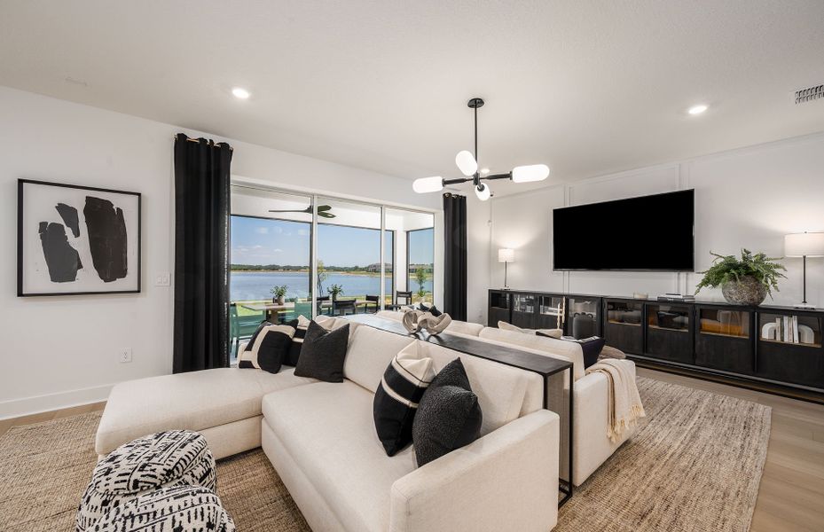 Representative furnished interior of a home built from the Yellowstone by Pulte Homes in Riverwood, Zephyrhills (Image 7).