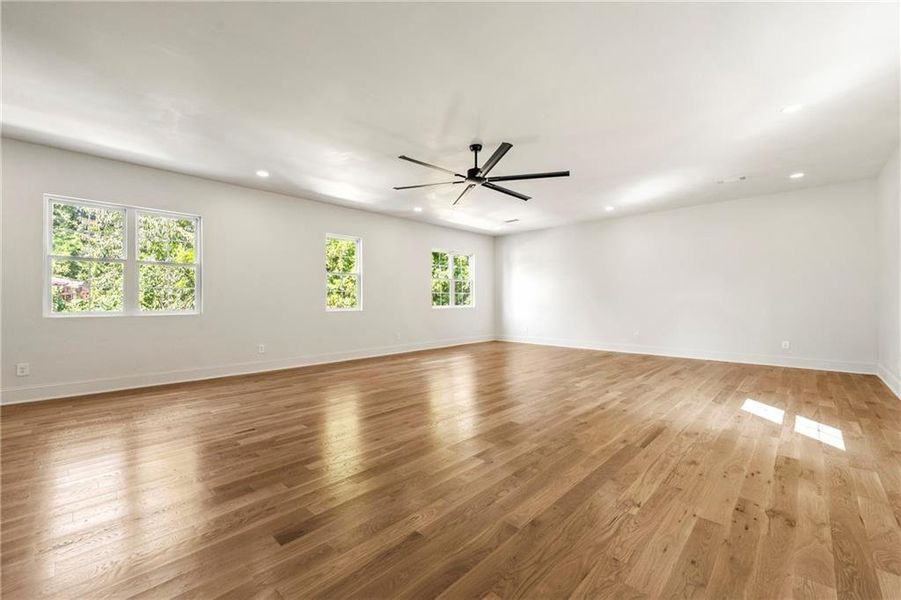 Spacious, unfurnished interior of a new home in , Atlanta (Image 40).