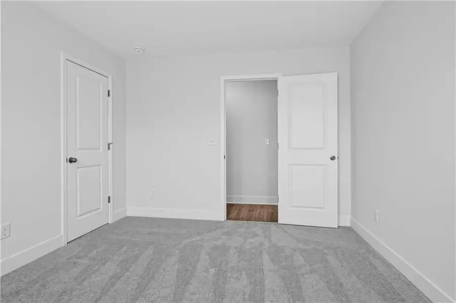 Spacious, unfurnished interior of a new home in Towns at Holly Springs, Holly Springs (Image 22). Spacious, unfurnished interior of a new home in Towns at Holly Springs, Holly Springs (Image 22).