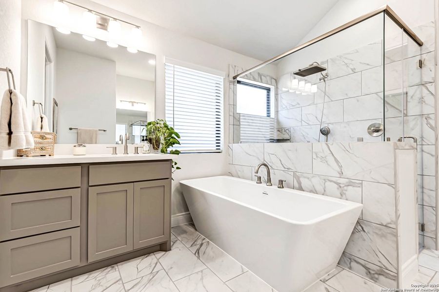 Furnished interior view inside a new home in , Bulverde (Image 5). Furnished interior view inside a new home in , Bulverde (Image 5).