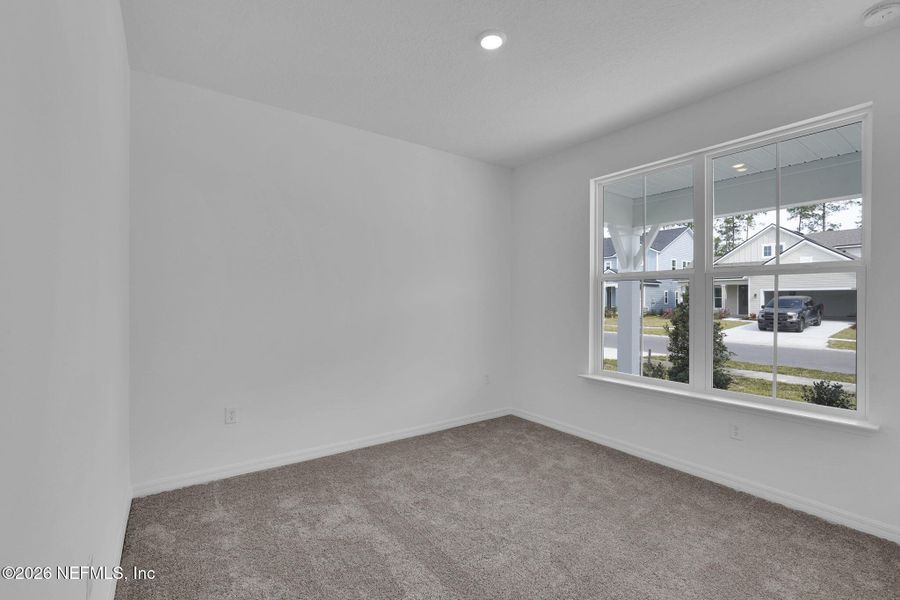 Spacious, unfurnished interior of a new home in Hyland Trail, Green Cove Springs (Image 13).