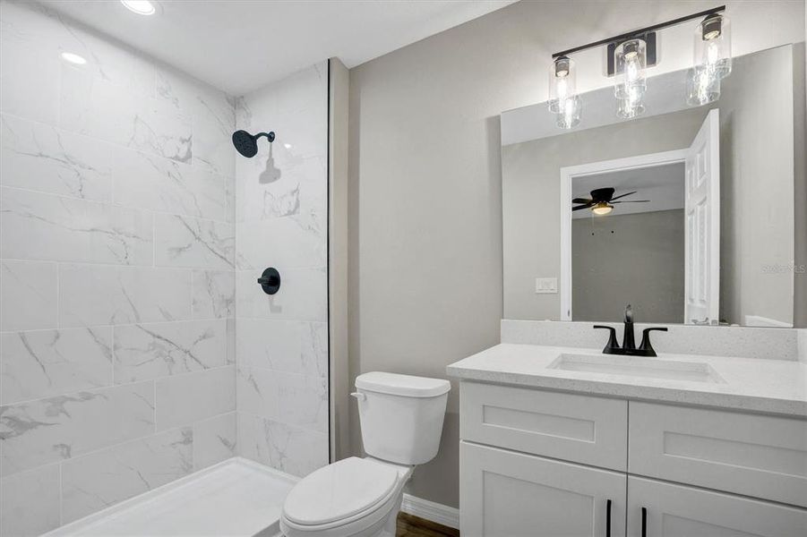 Furnished interior view inside a new home in , Lakeland (Image 7).