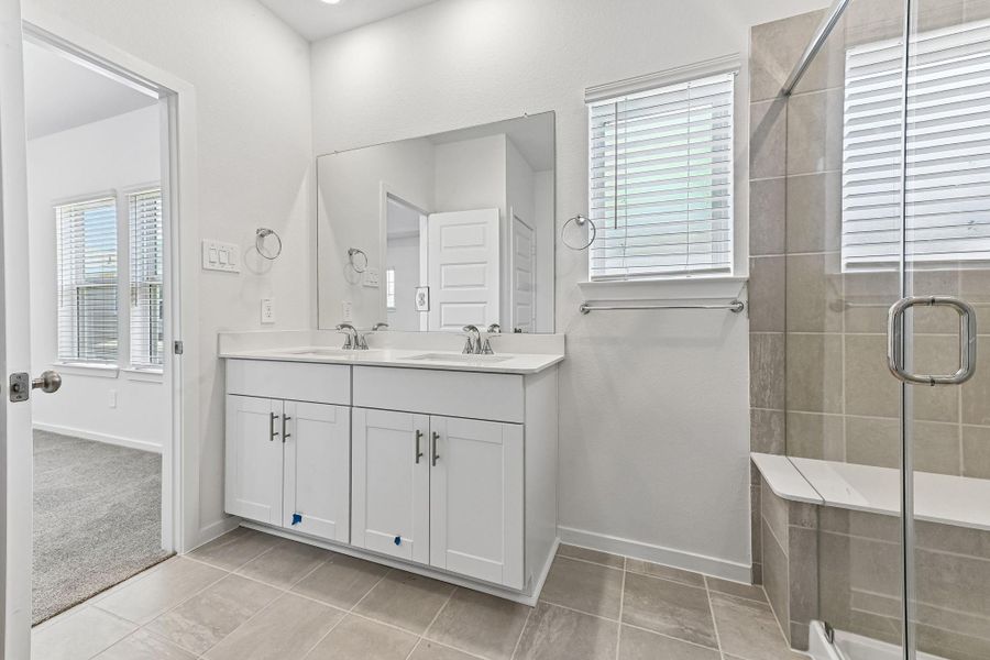 Furnished interior view inside a new home in Kemah Crossing - City Series, Kemah (Image 10).