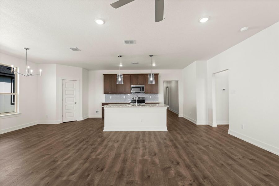 Please Note: These interior photos are not of the actual design but are of a completed home wiht a similar floor plan. Finishes, features, and layouts may vary. Please Note: These interior photos are not of the actual design but are of a completed home wiht a similar floor plan. Finishes, features, and layouts may vary.