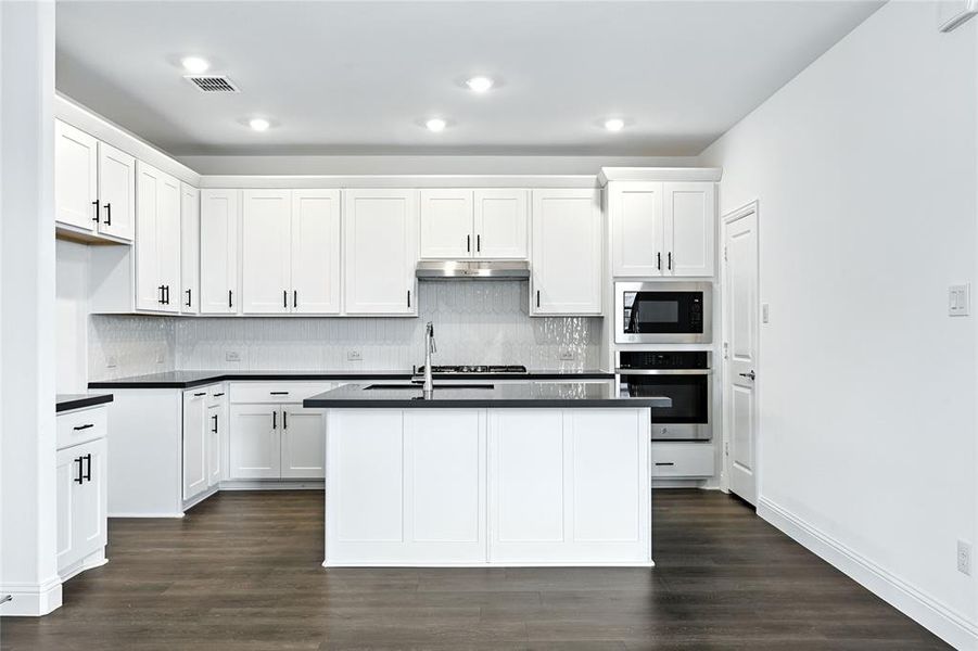 133 Tornillo Drive ~ Ready Now! 133 Tornillo Drive ~ Ready Now!