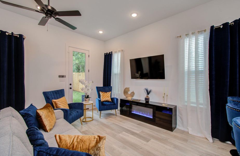 Furnished interior view inside a new home in Benson Street Court, Houston (Image 31).