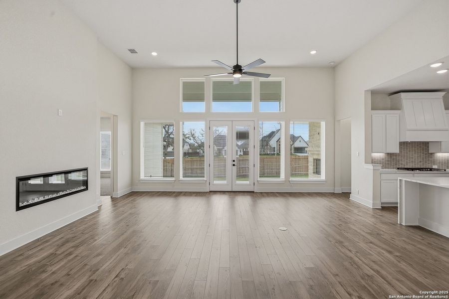 Spacious, unfurnished interior of a new home in Mesa Western, Cibolo (Image 40). Spacious, unfurnished interior of a new home in Mesa Western, Cibolo (Image 40).