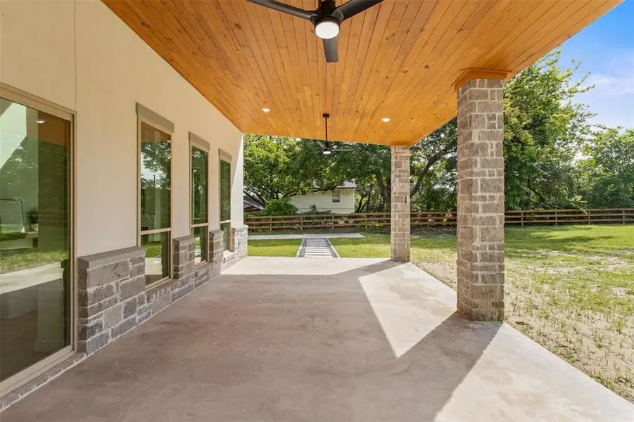 Exterior details and patio area of a home in , Rowlett (Image 3).