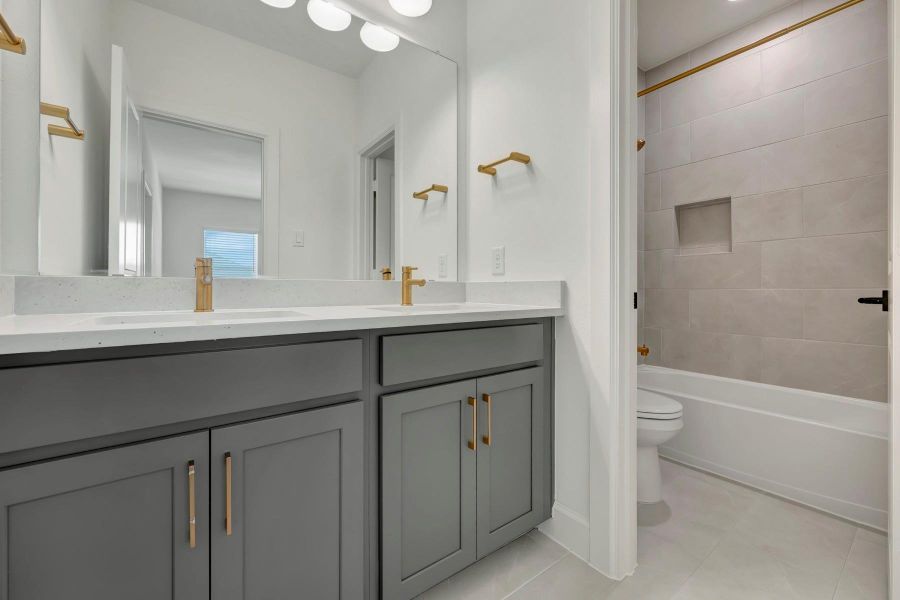 Furnished interior view inside a new home in Brookewater 55’ Homesites, Rosenberg (Image 15).