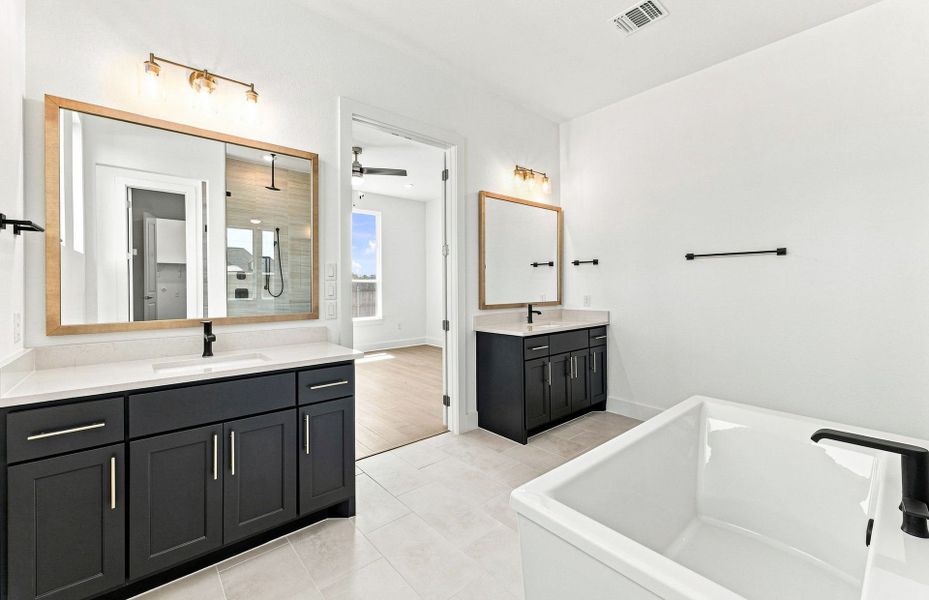 Furnished interior view inside a new home in Kuempel Estates, Pflugerville (Image 14).