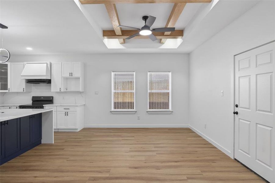 Spacious, unfurnished interior of a new home in , Mabank (Image 20). Spacious, unfurnished interior of a new home in , Mabank (Image 20).